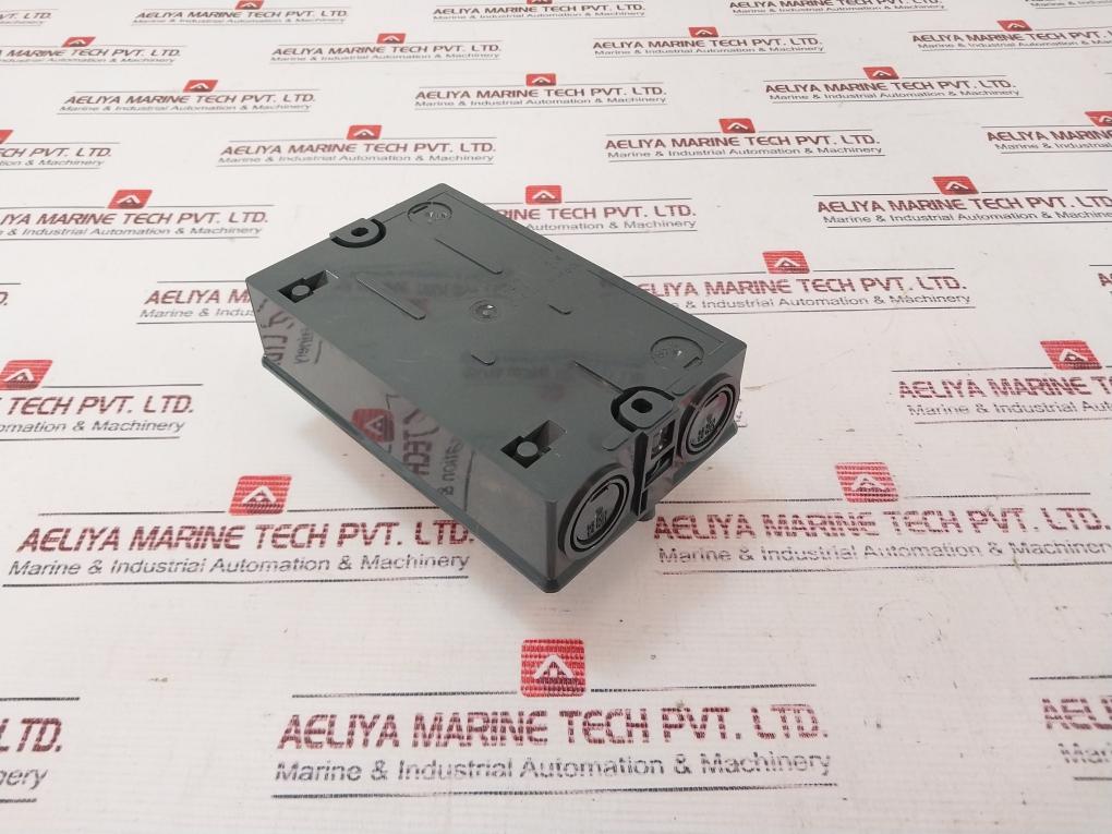 Schneider Electric Vcf02Ge Emergency Stop/Main Switch In Ip65 Enclosure