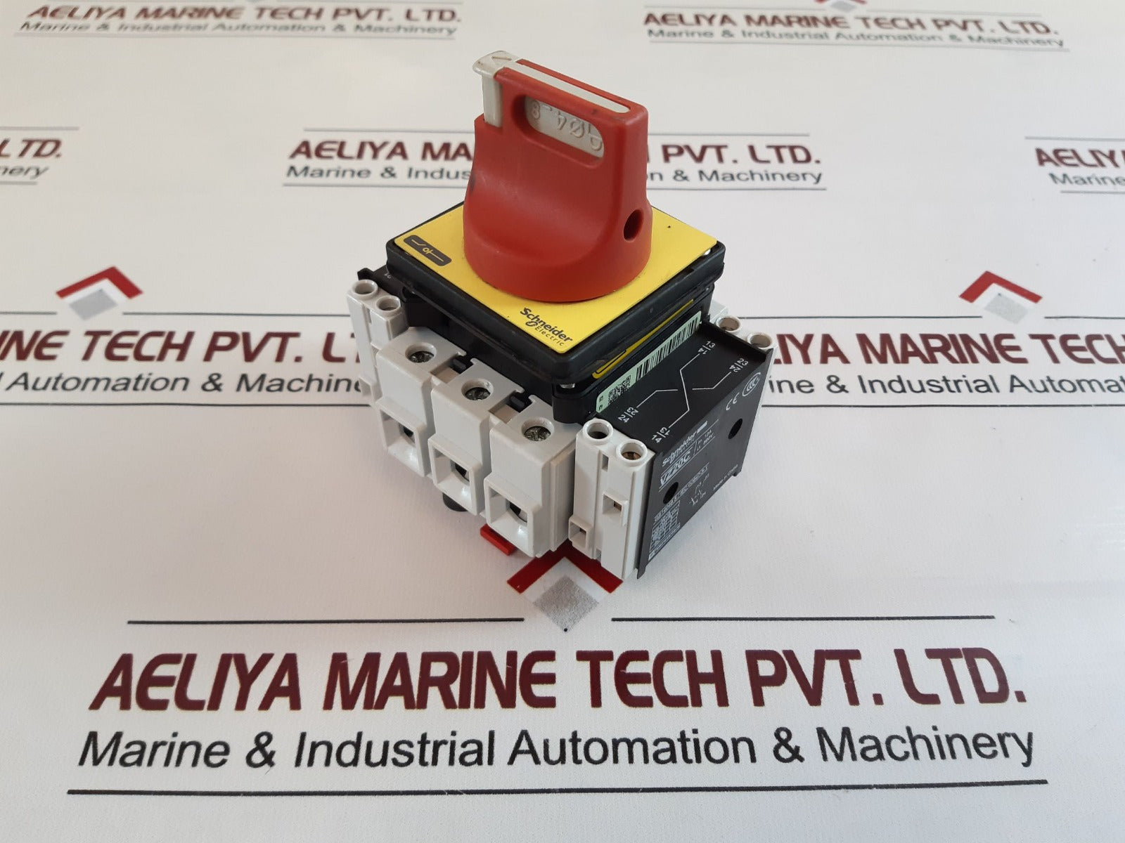 Schneider Electric Vz7C Isolator Switch