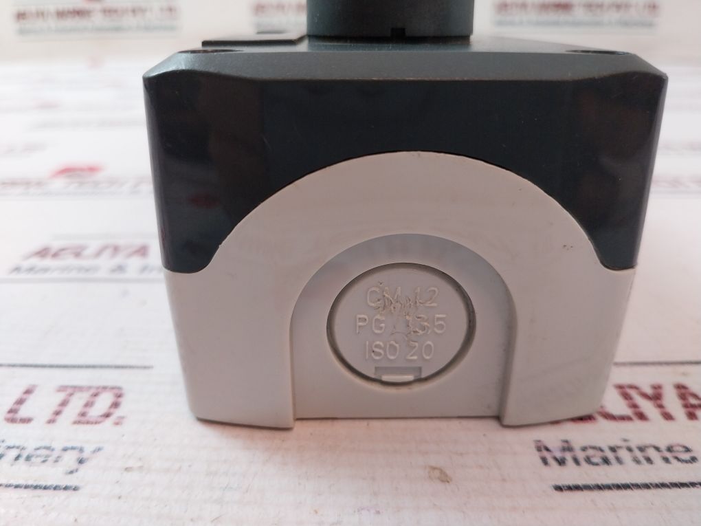 Schneider Electric/Telemecanique Cm12 Control Station Zbe-101