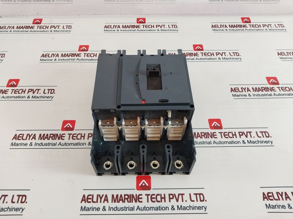 Schneider Electric Compact Nsx Lv438450