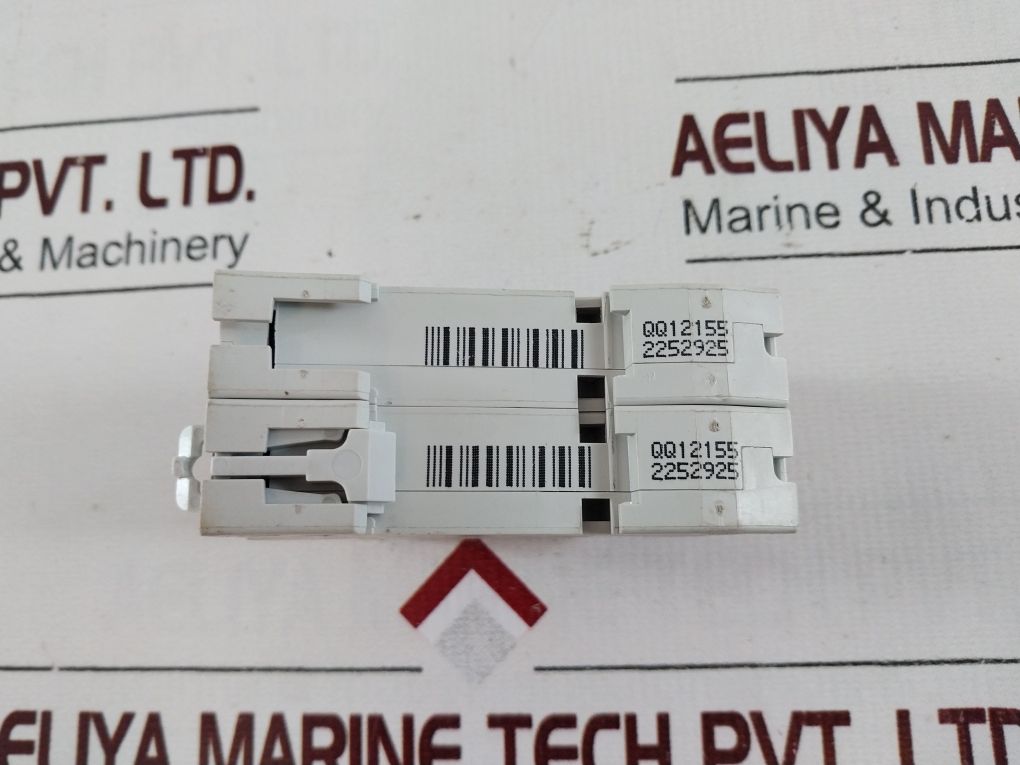 Schneider/Merlin Gerin C25A 2-pole Circuit Breaker Multi 9 C60H-dc
