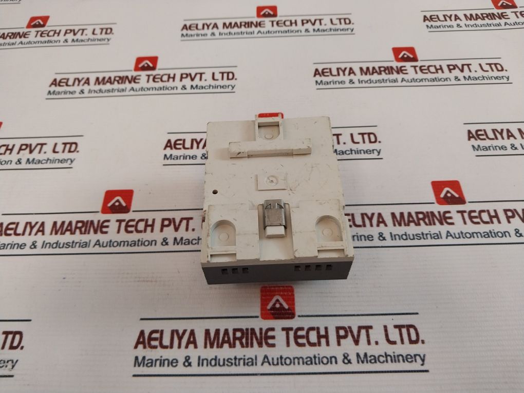 Sd002 Control Relay 1Svr440631R0000 24Vdc 50/60Hz