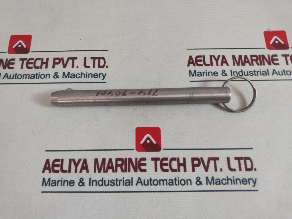 Seatrax S10832 Latch Pin