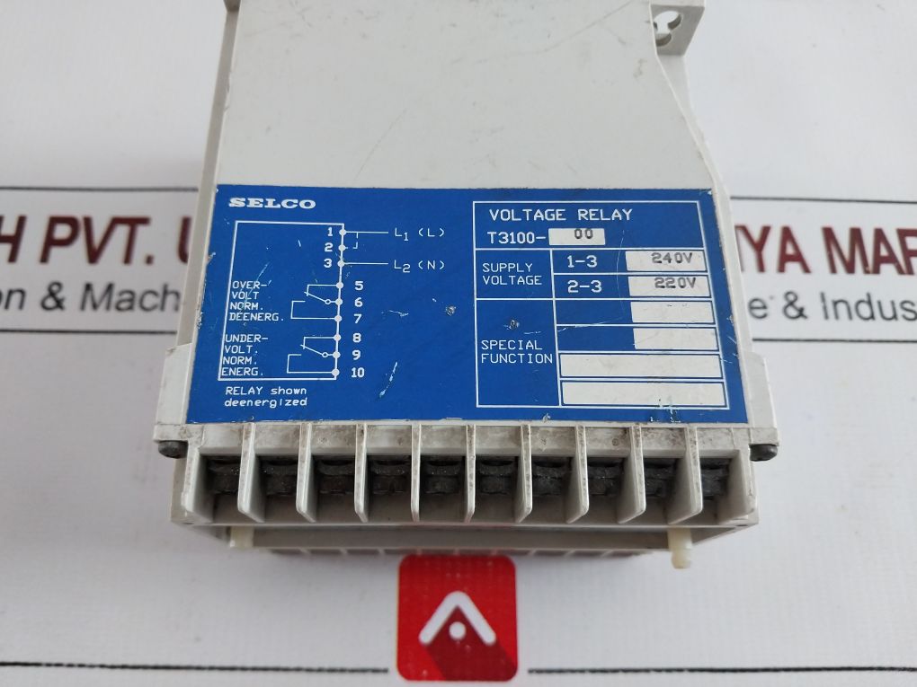 Selco T3100-00 Voltage Relay T3100