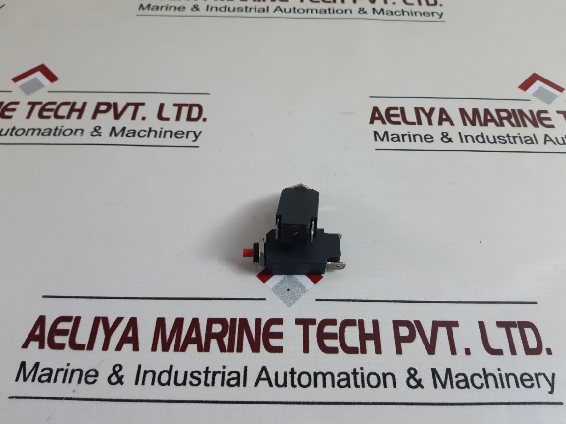 Set Of 2X Teknic Tr11 C X 63 3.0A Circuit Breaker
