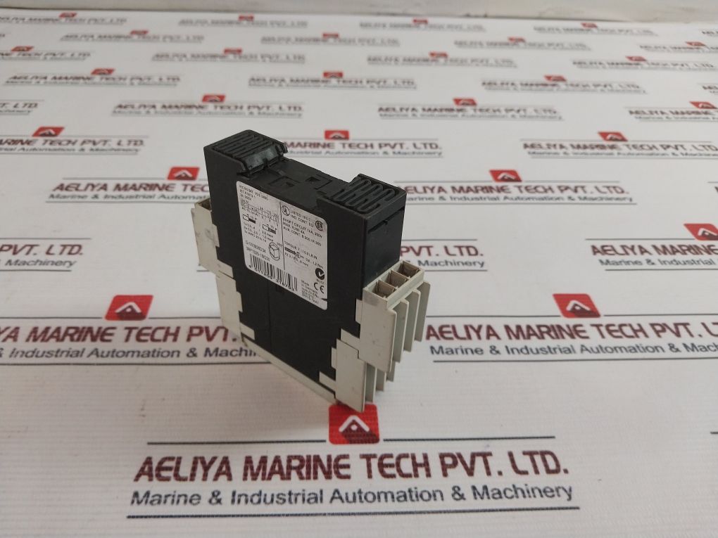 Siemens 3Rp1525-1Bq30 Timing Relay 300V