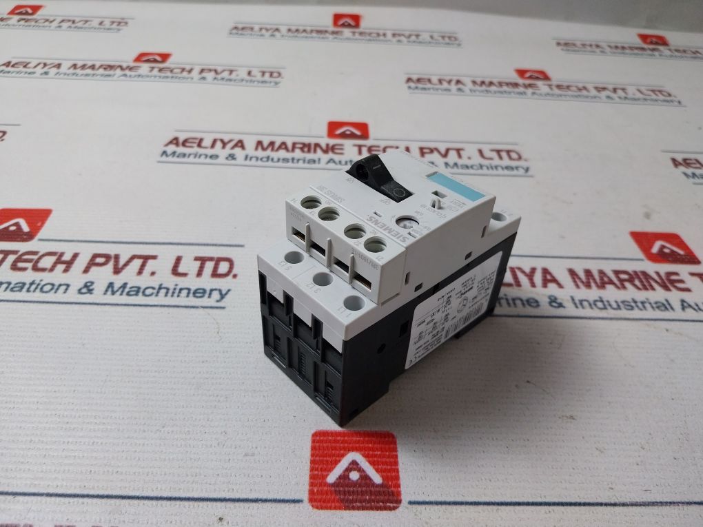 Siemens 3Rv1011-0Ga15 Circuit Breaker