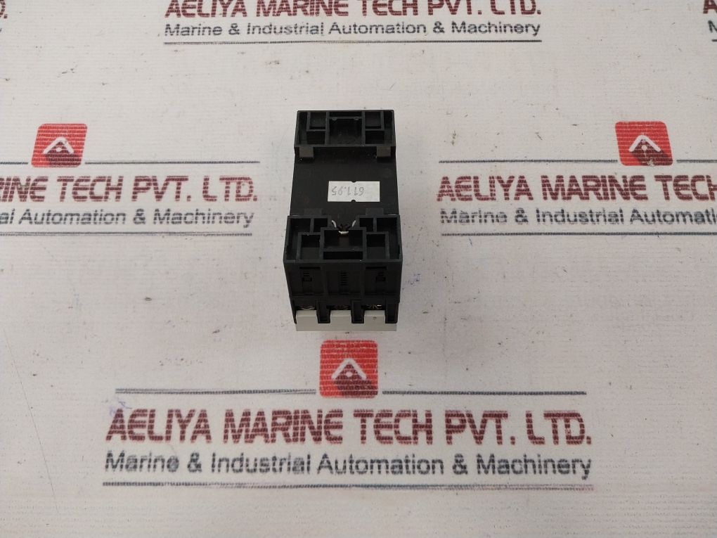 Siemens 3Rv1011-1Aa15 Circuit Breaker