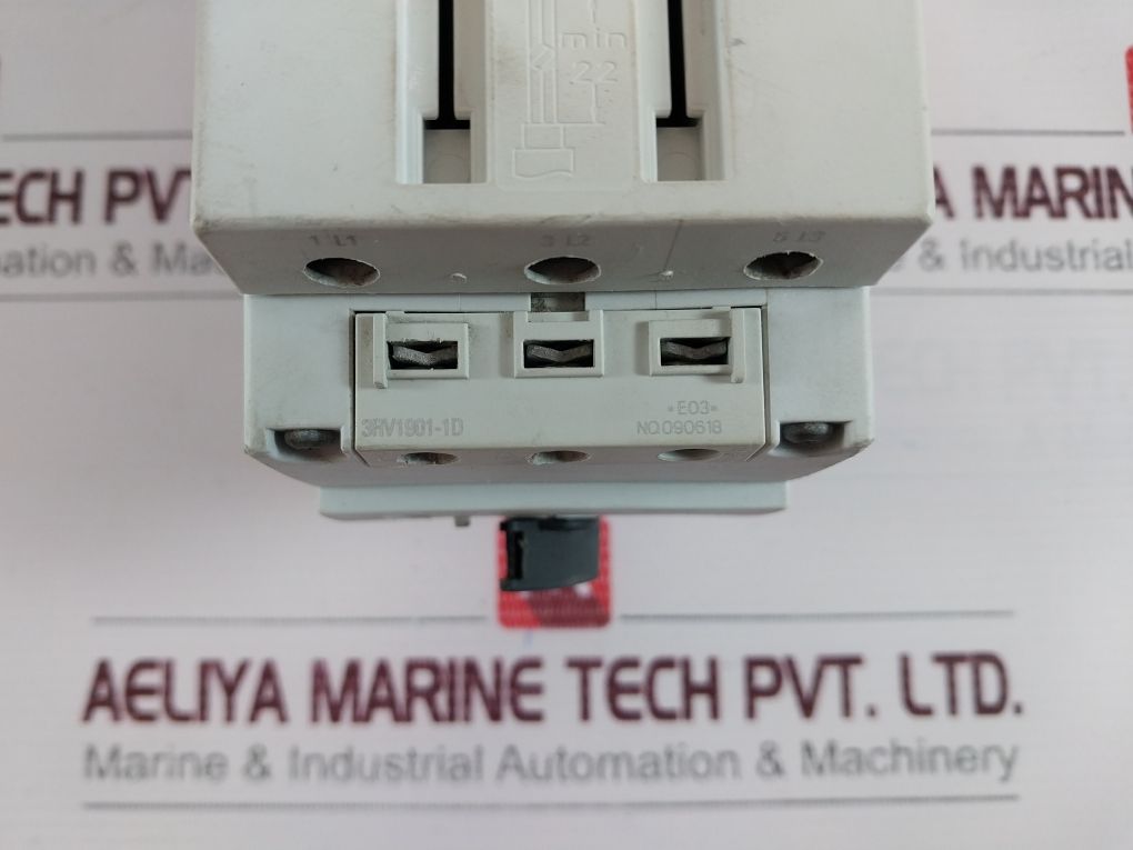 Siemens 3Rv1041-4Ja10 Plastic Case Circuit Breaker