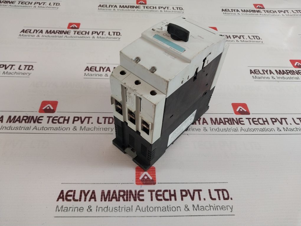 Siemens 3Rv1041-4Ja10 Plastic Case Circuit Breaker 600V