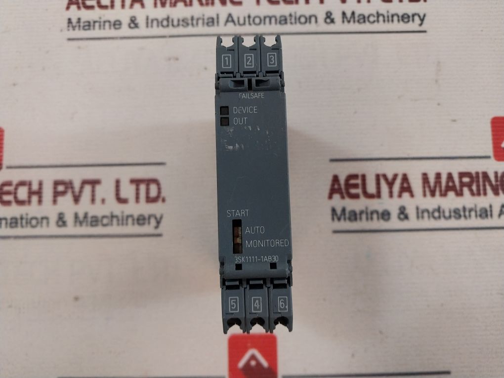 Siemens 3Sk1111-1Ab30 Safety Relay 300V