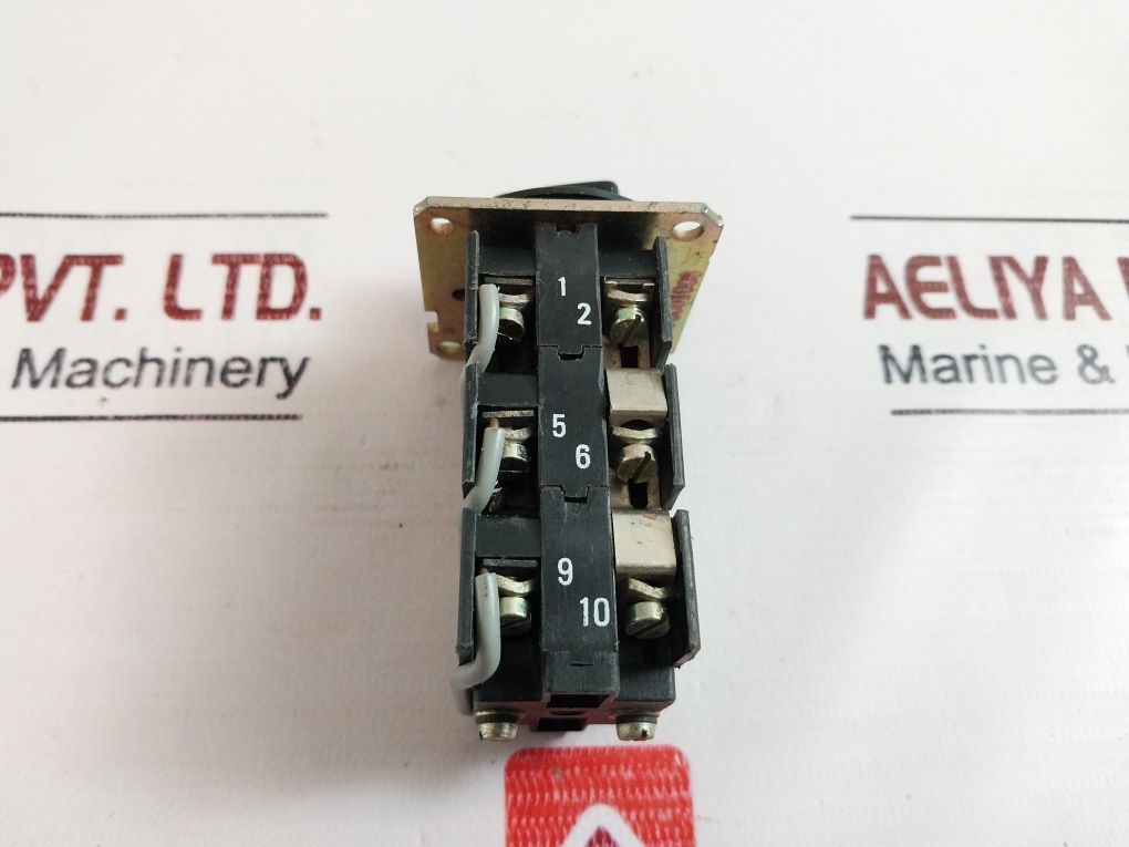 Siemens 3St1 400-2Rq08 Control Switche Ac3-4Kw 55Hz