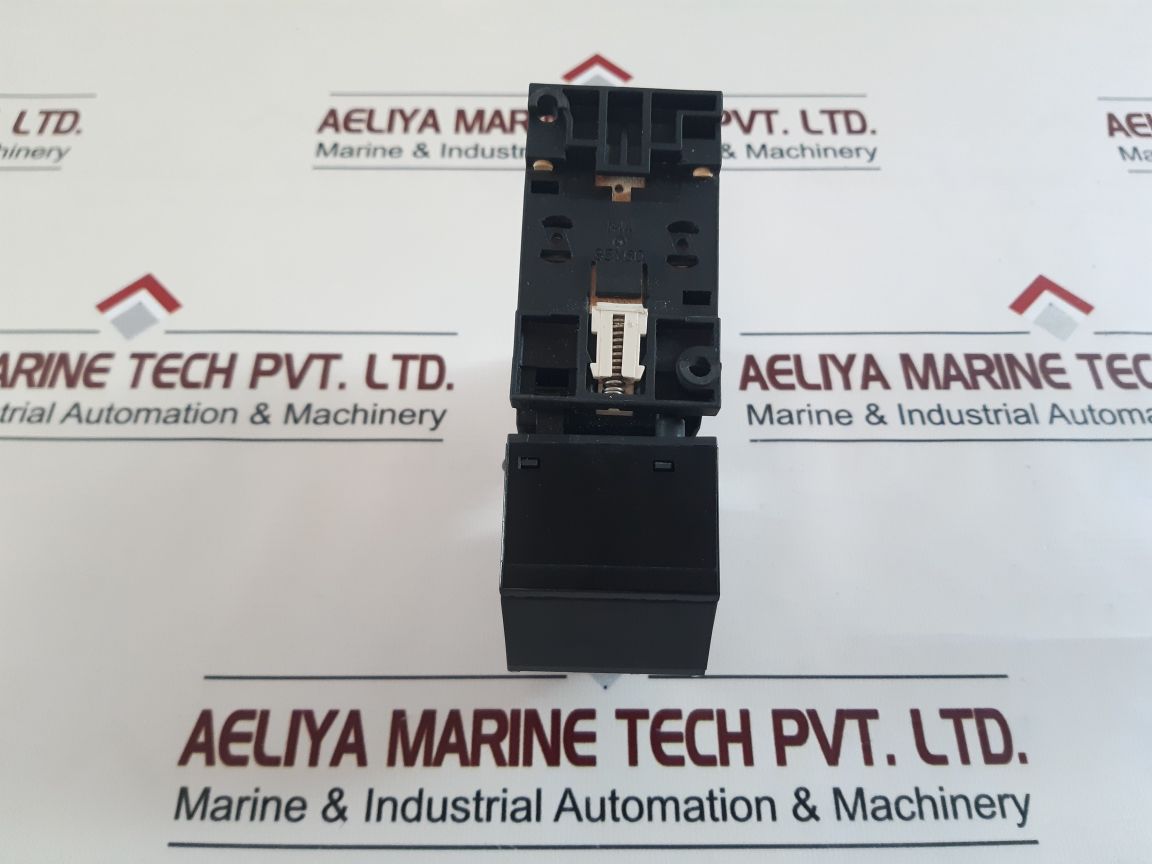 Siemens 3Tf30 10-0X Contactor With 3Ua50 40-1E Thermal Overload Relay