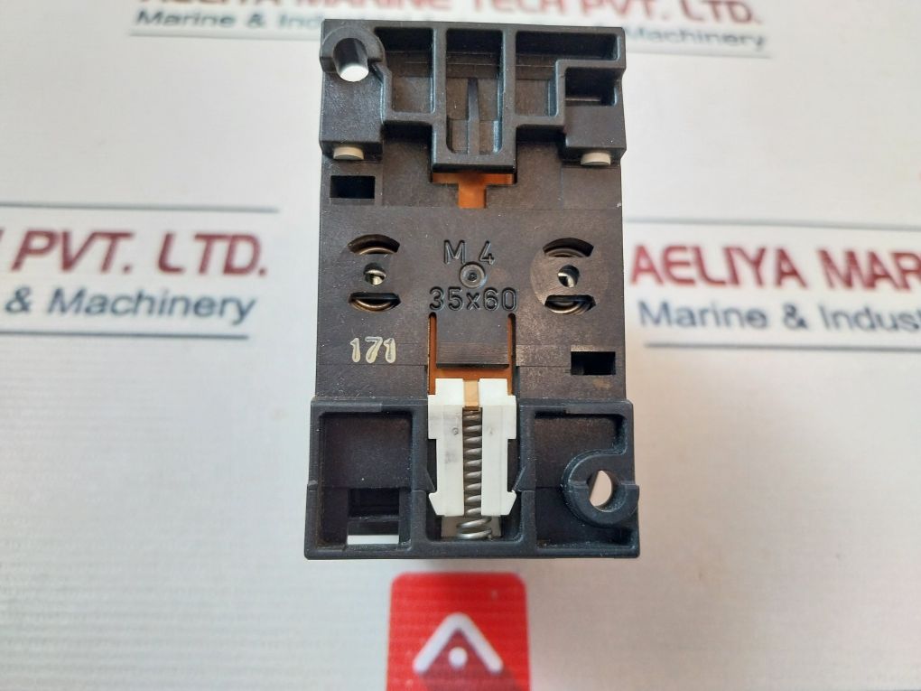 Siemens 3Tf3000-0A Contactor 230V