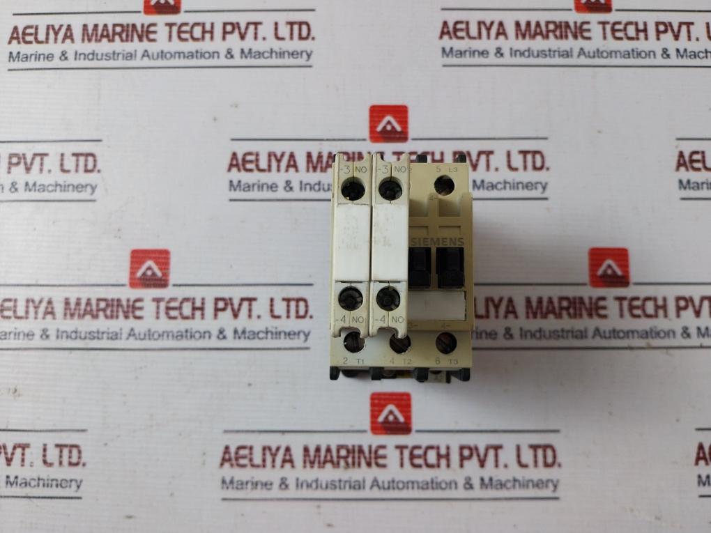Siemens 3Tf32 00-0A Air Break (Power) Contactor W/ 3Tx4010-2A Contact Block