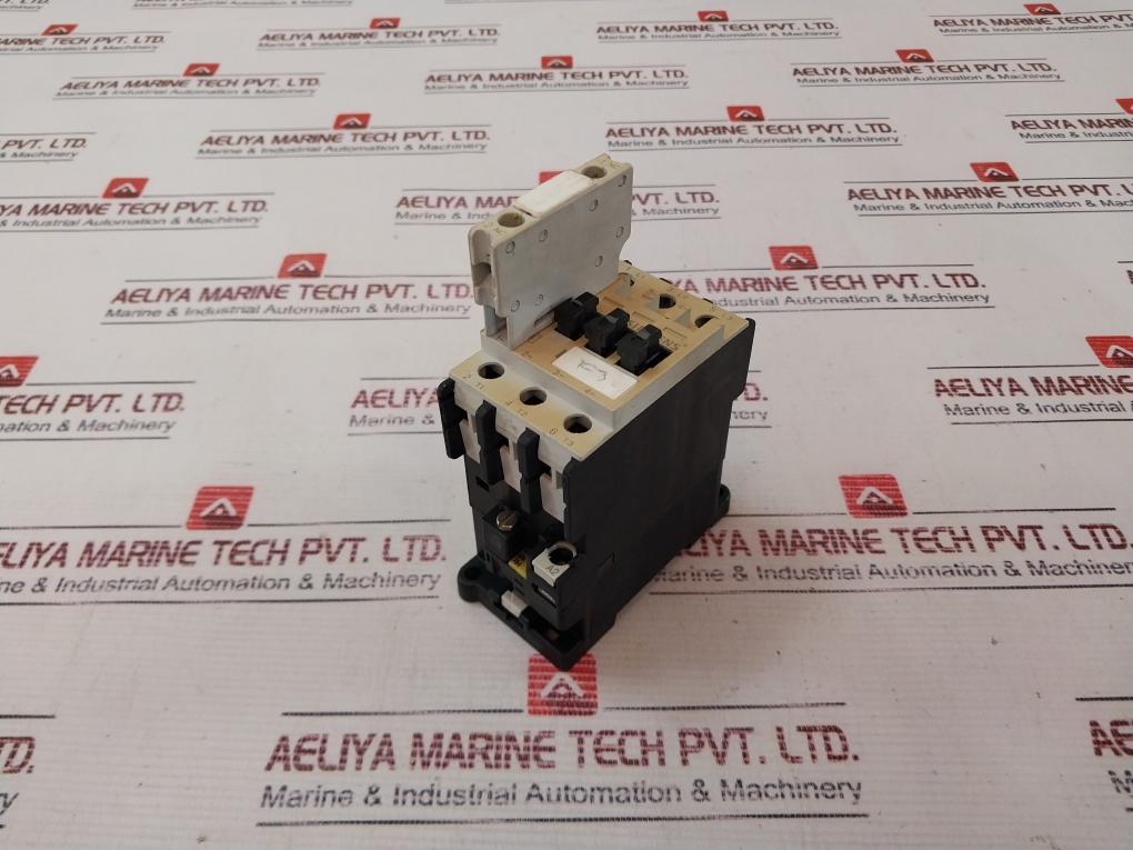 Siemens 3Tf33 00-0A Air Break (Power) Contactor W/ 3Tx4010-2A Contact Block