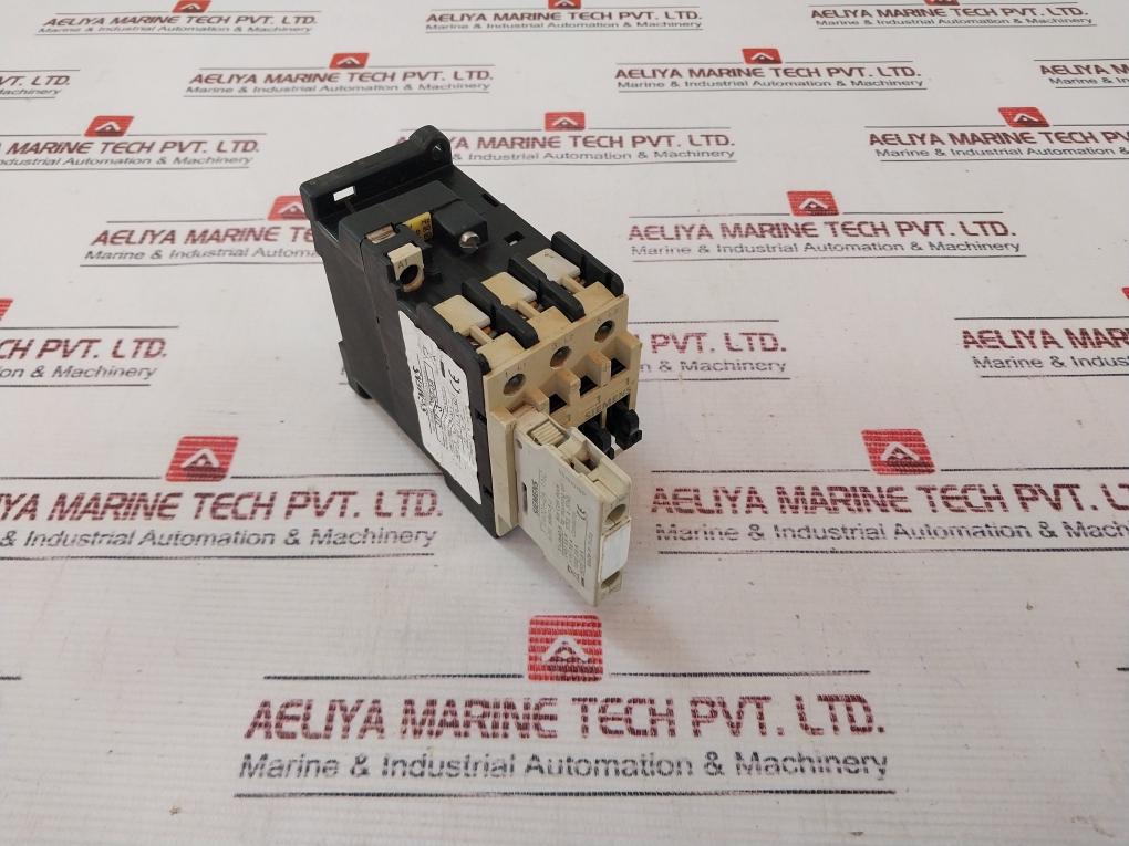 Siemens 3Tf33 00-0A Air Break (Power) Contactor W/ 3Tx4010-2A Contact Block