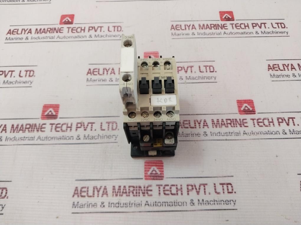 Siemens 3Th30 31-0A Air Break (Aux) Contactor Relay 132V 50-60Hz hh