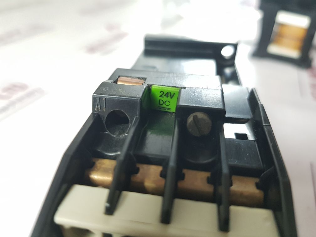 Siemens 3Th8244-0B Contactor 44E