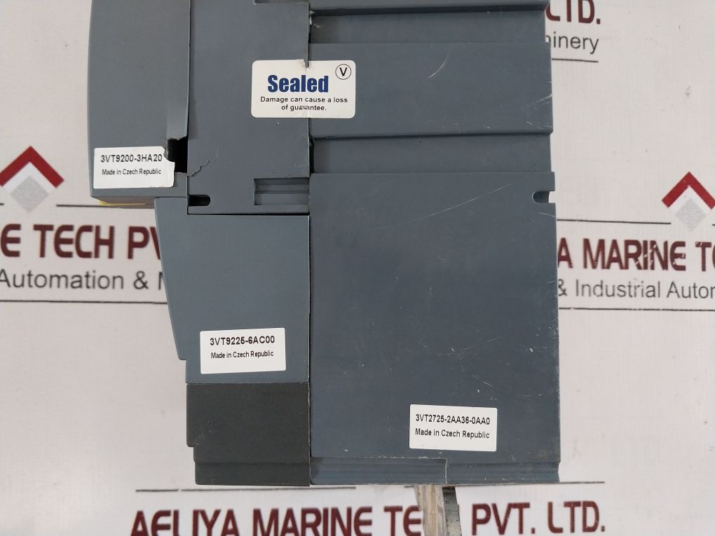 Siemens 3Vt2725-2Aa36-0Aa0 Circuit Breaker 3Vt2