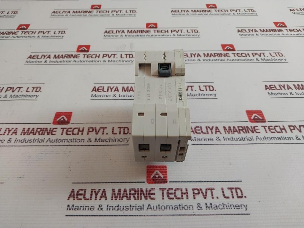 Siemens 5Sl42047Rc Mcb C4 Circuit Breaker W/ 5St301 Circuit Switch