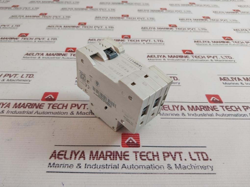 Siemens 5Sl42047Rc Mcb C4 Circuit Breaker W/ 5St301 Circuit Switch