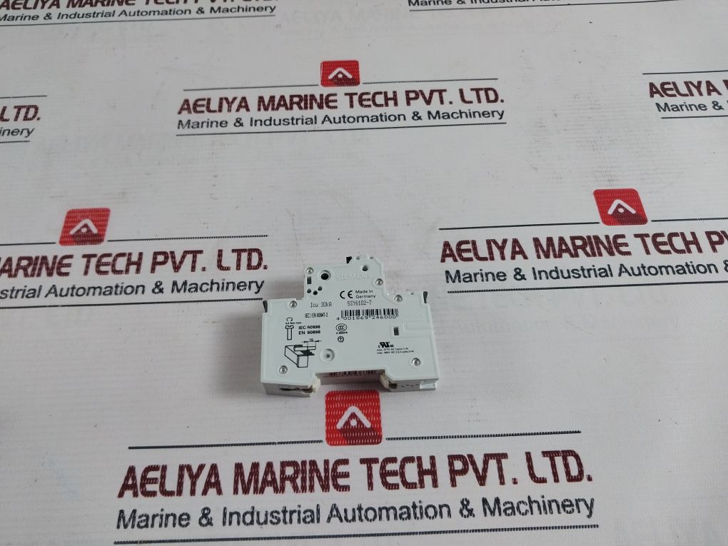 Siemens 5Sy6102-7 Circuit Breaker 230/400V Ac