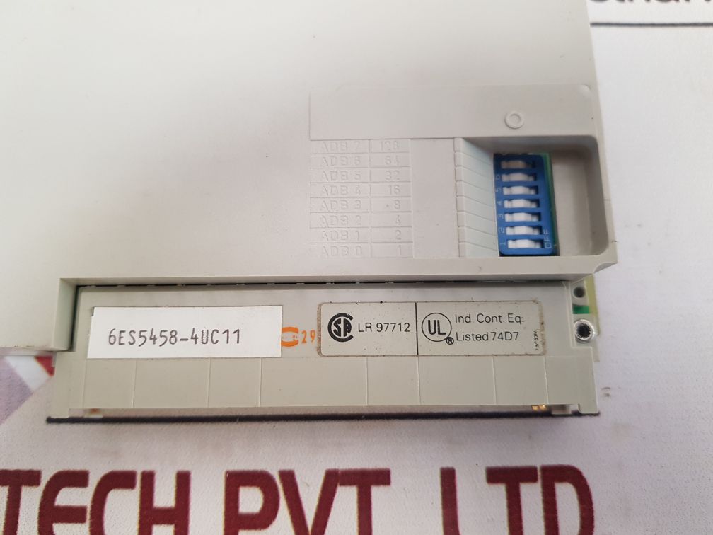 Siemens Simatic 6Es5458-4Uc11 Relay Output Module