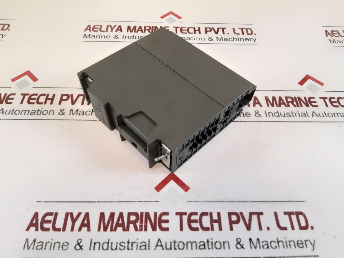 Siemens 6Es7 322-1Bl00-0Aa0 Output Module E-stand.7