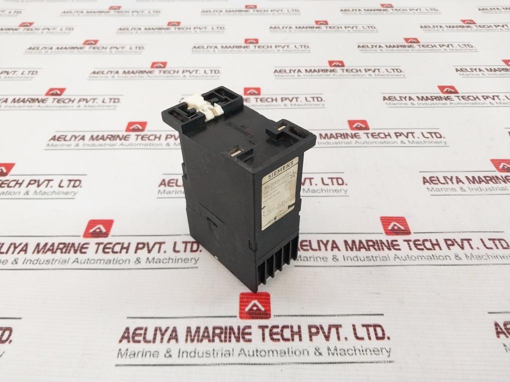 Siemens 7Pu2040-1At23 Timing Relay