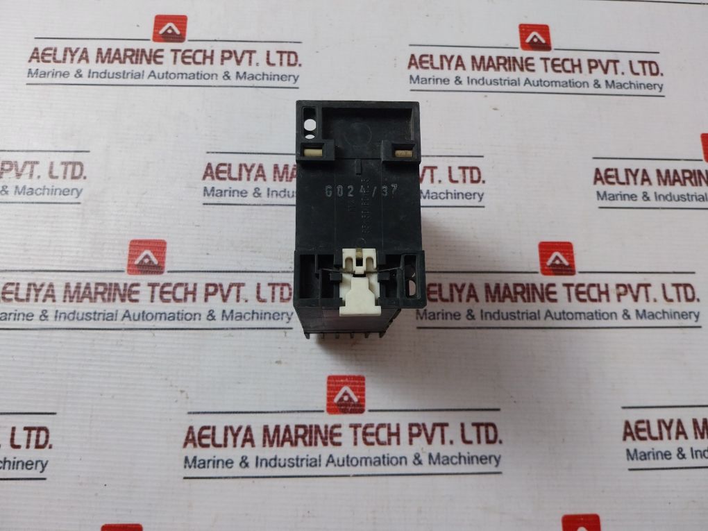 Siemens 7Pu2040-2An20 Time Relay Changer Setting 220/240V, 50/60Hz