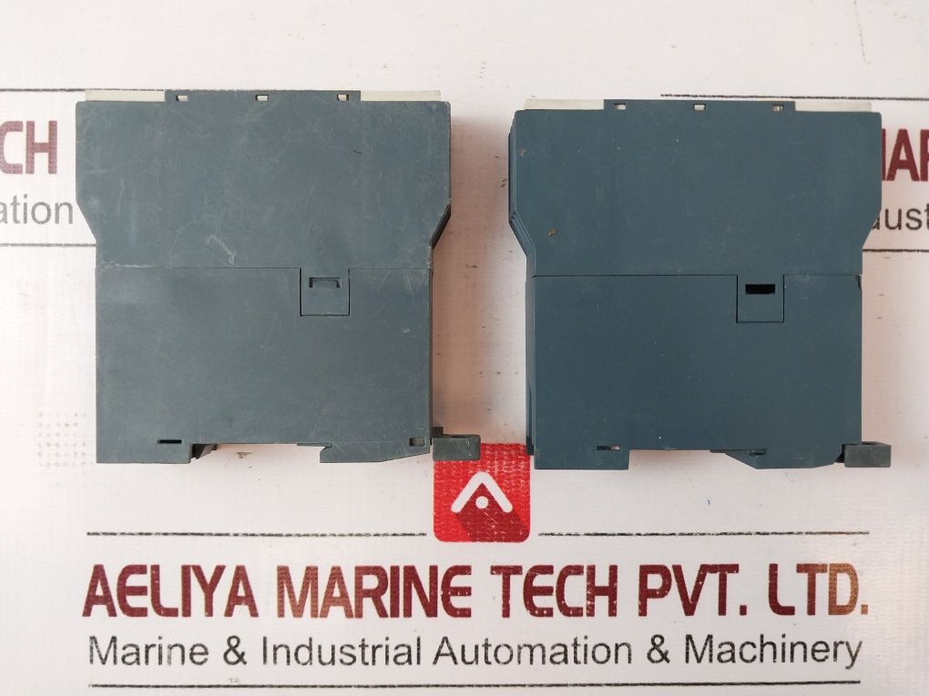 Siemens 7Pu6220-7Nn20 Time Relay Free Shipping By Express