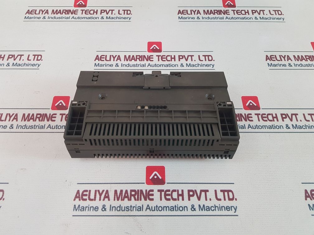 Siemens Et 200B-24Di/8D0 / 133-0Bn01-0Xb0 / 193-0Cb10-0Xa0 Module