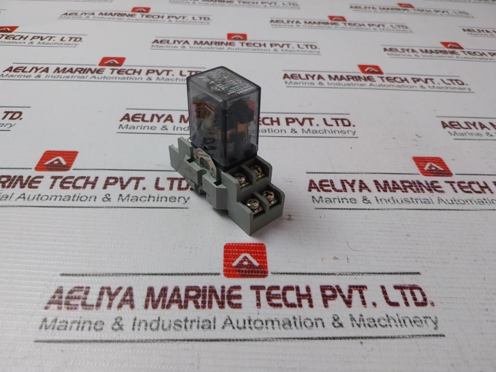 Siemens K10P-11A15-120 Relay With Base 15A 120Vac