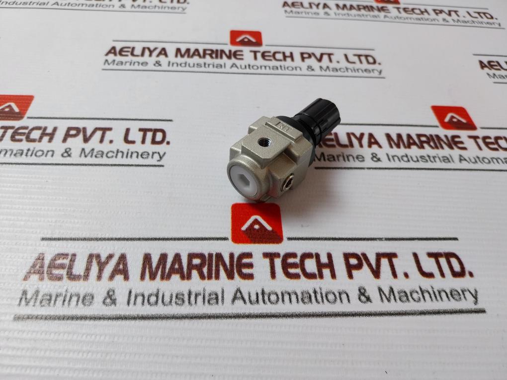 Smc Ar10-m5 Pressure Regulator 0.05~0.7 Mpa