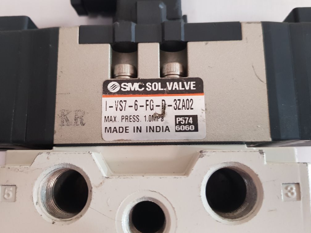 Smc Vs7-6-fg-d-3Z Solenoid Valve