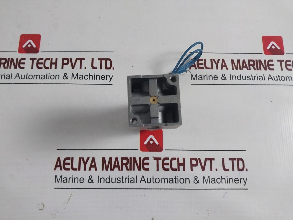 Smc Vt315-021G Solenoid Valve