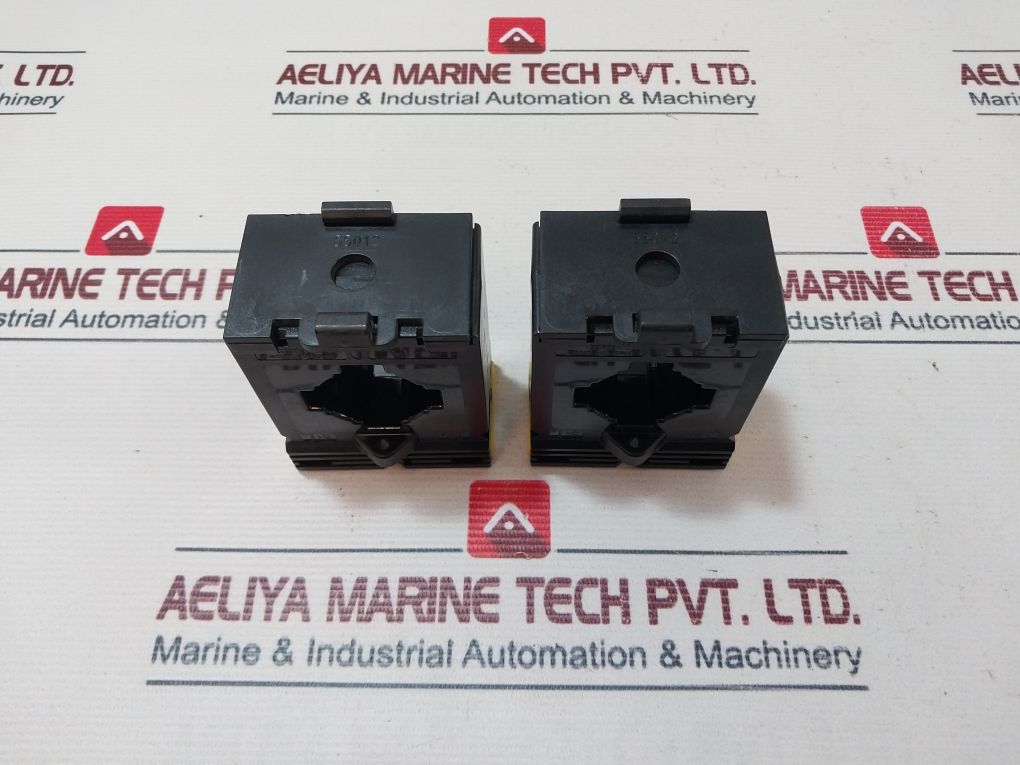 Socomec Tcb 32-40 Current Transformer