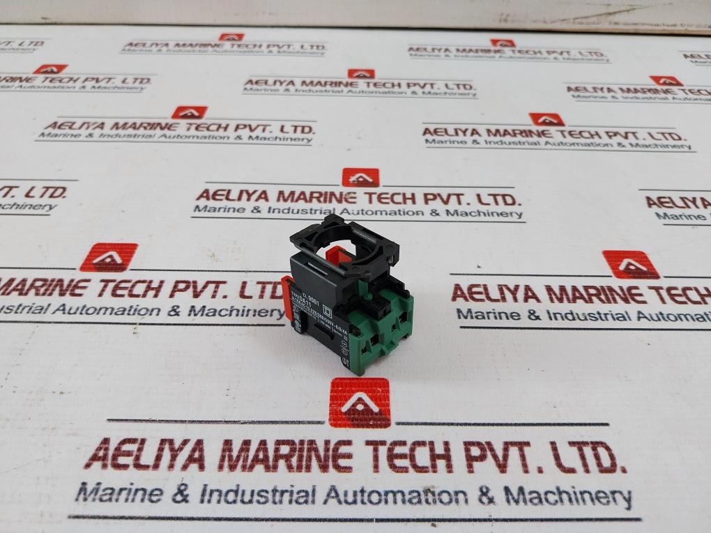 Square D Da11 Contact Block 220/380/500V~8/6/4A