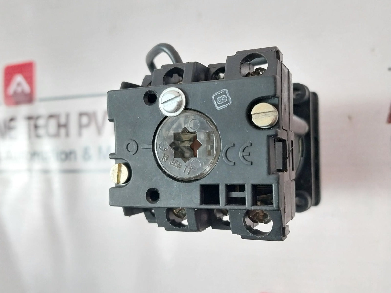 Square D K2C003A