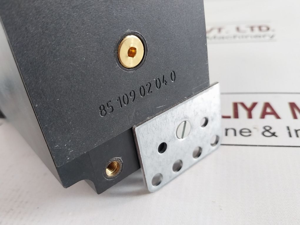 Stahl 8510/122-03-131-210 Contactor
