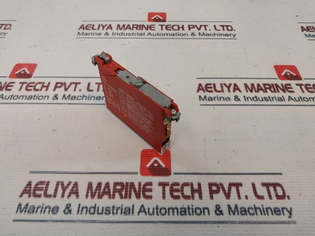 Stahl 9001/01-280-110-10 Safety Barrier 110 Ma