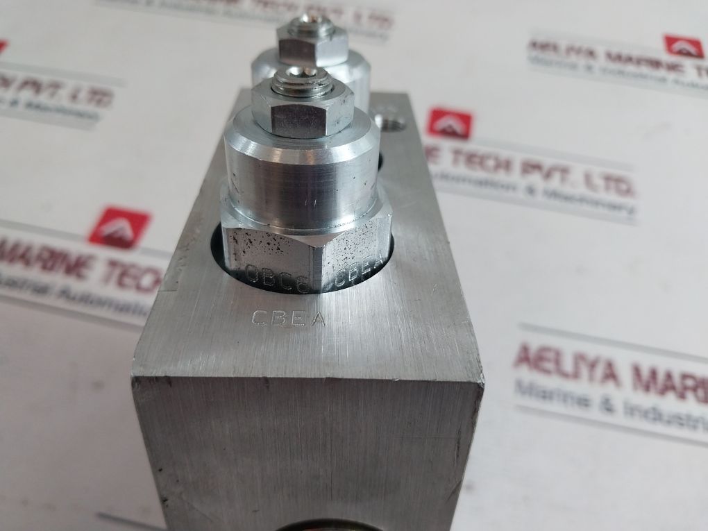 Sun Hydraulics 0E16-2 Upper Clamp