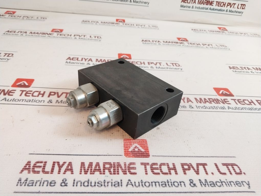 Sun Hydraulics Yhw/S Line Mount Manifold Cross Pilot Shuttle