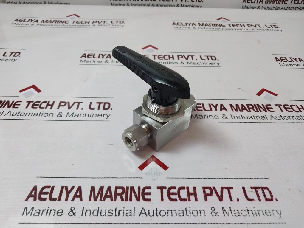 Swagelok Ss-45S8 Ball Valve 2500 Psig