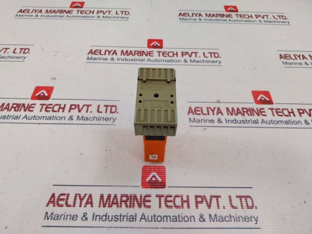 Syrelec Tdr Time Delay Relay With Socket E92191