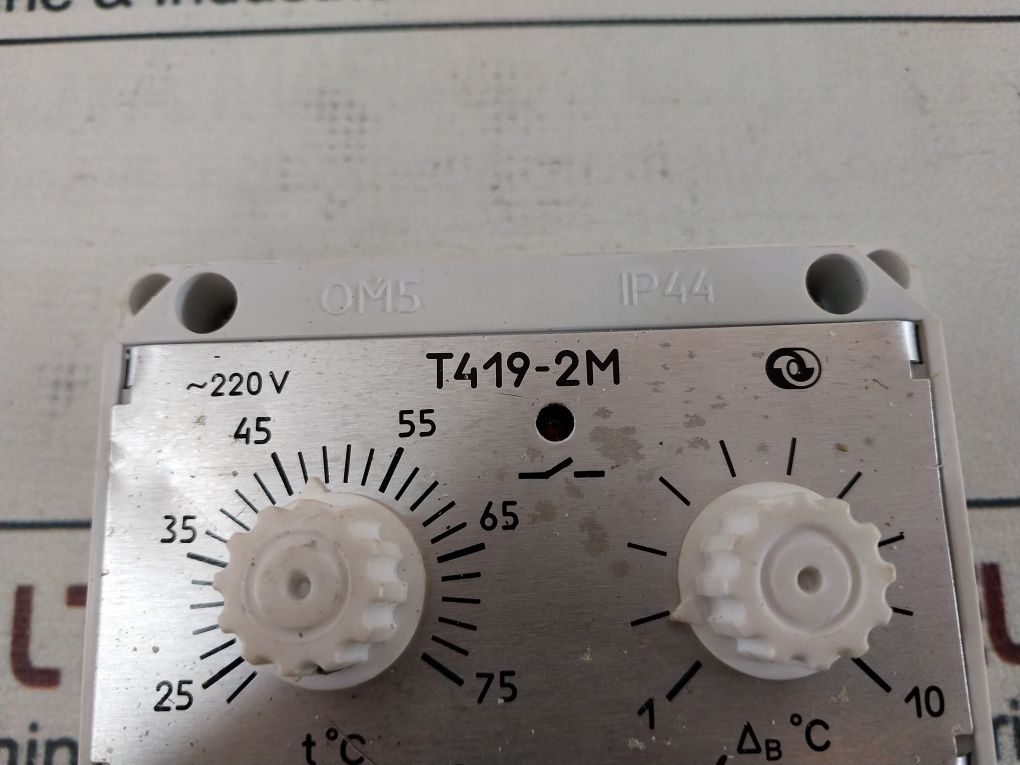 T419-2M 220V Electronic Temperature Sensor-relay