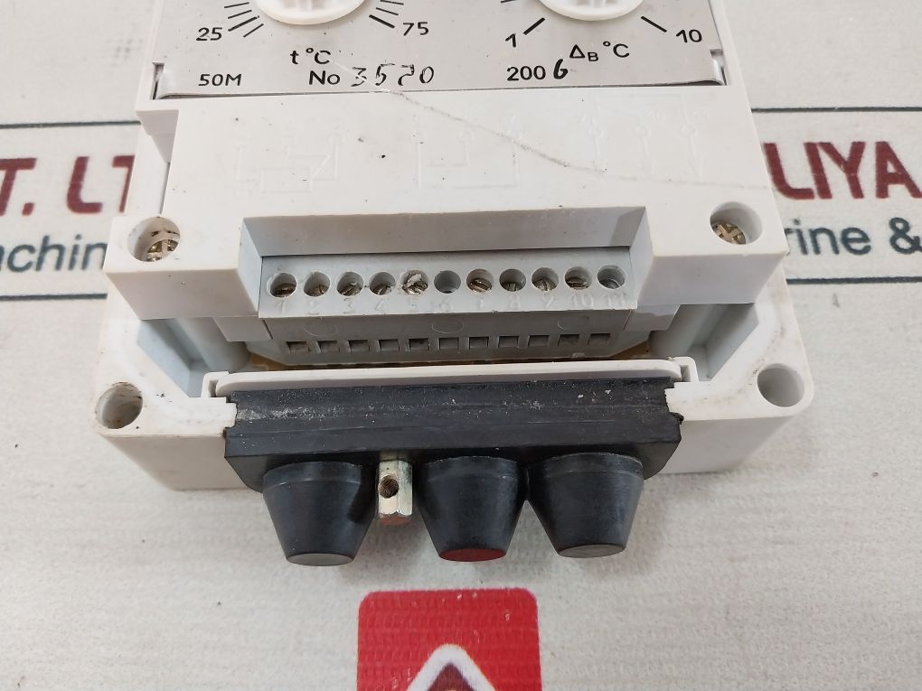 T419-2M 220V Electronic Temperature Sensor-relay