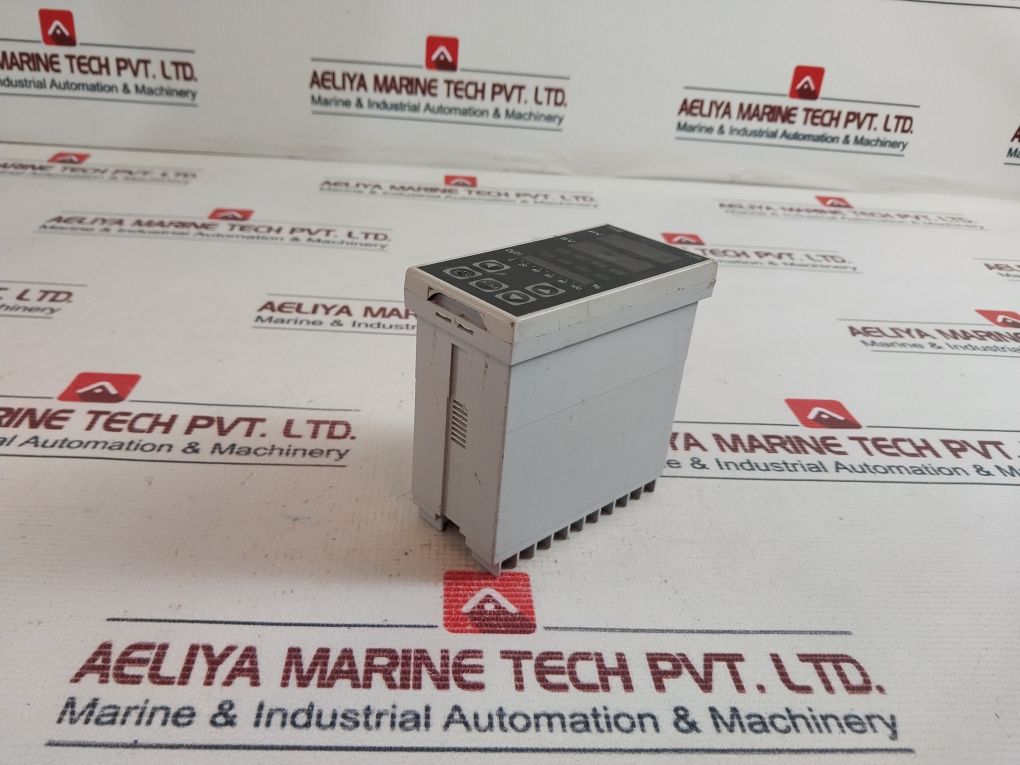 Taie Fu86-701000 Digital Pid Controller 50/60Hz 6Va