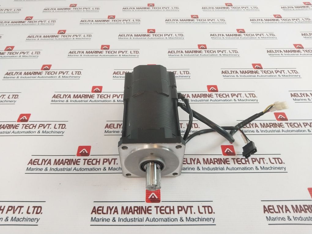 Tamagawa Seiki Ts 4514N4025E200 Ac Servo Motor 800W 200V